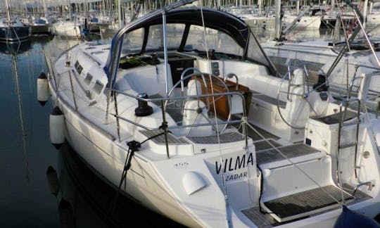 ''Vilma'' Dufour 455 Charter in Bibinje