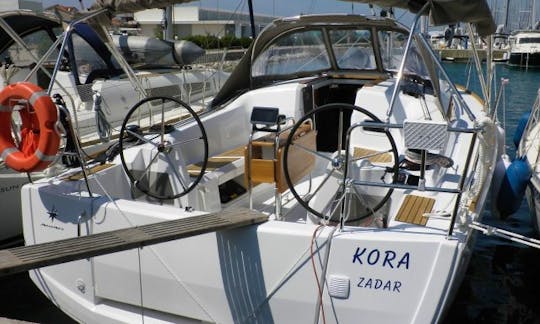 'Kora' Sun Odyssey 349 Charter in Bibinje