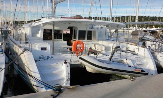 Book the 2012 ''Mala Maja'' Lagoon 450 Catamaran for 12 Person in Bibinje
