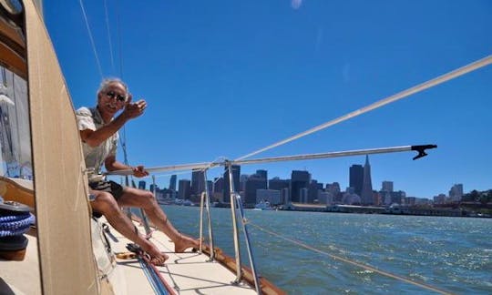43ft Sailing Yacht Charter In San Francisco Bay