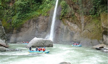 White Water Rafting on Pacuare River
