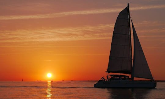 Passeios de catamarã de cruzeiro em La Rochelle, França