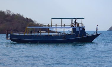 Diving Boat in Flores Indoniesia