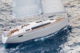 'Why Not 9' Bavaria 33 Cruiser-2015 Charter in Imola in Imola