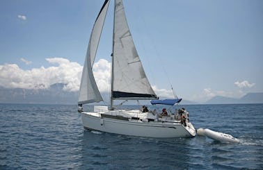 'Why Not 5' Bavaria 30 Cruiser Charter in Imola