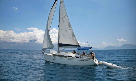 'Why Not 5' Bavaria 30 Cruiser Charter in Imola