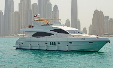 Croisière en méga-yacht à moteur de 77 pieds à Dubaï, Dubaï