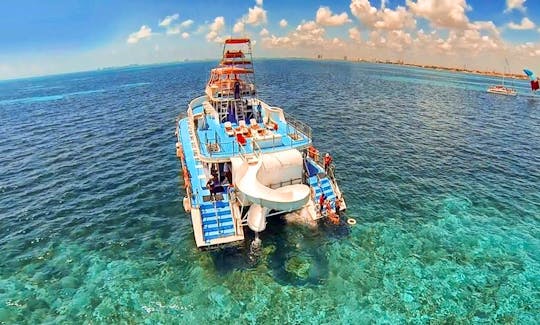 Catamaran Dancer Cruise In Cancún
