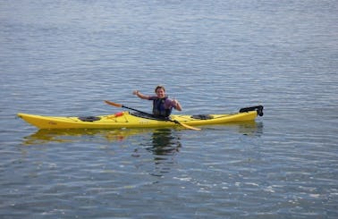 Book Single Kayak in Edward Island, Canada