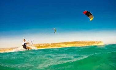 Aula de kitesurf em Limassol, Chipre