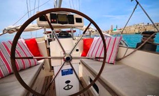 48' Sailing Yacht Charter In Acre
