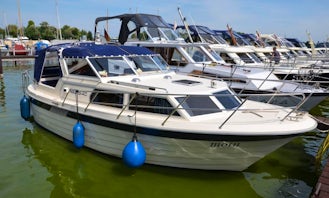 Rent Agder 840 Deluxe Yacht In Werder (Havel)