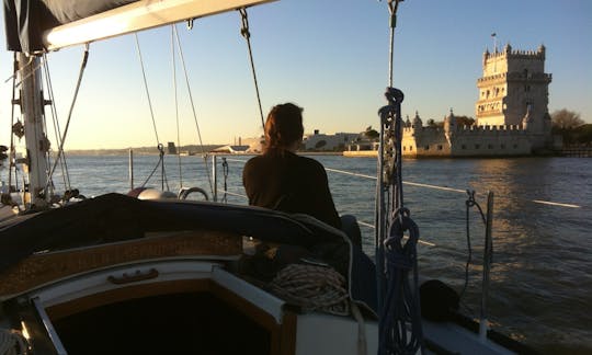 Sailing in Tagus river