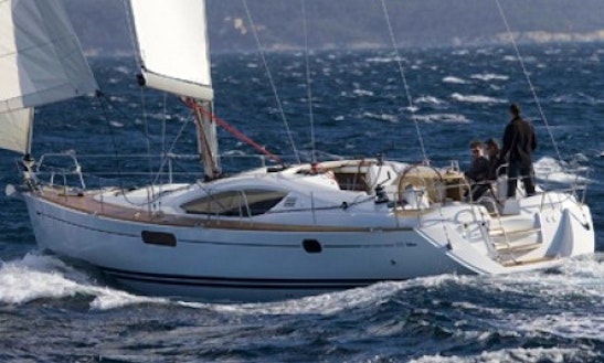 Sun Odyssey 50ds Cruising Monohull