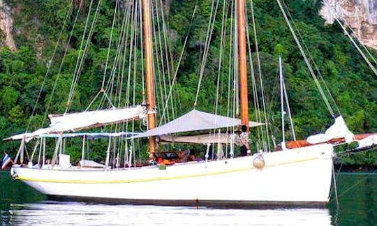 Sailing Charters on SERAPH From Phuket, Thailand