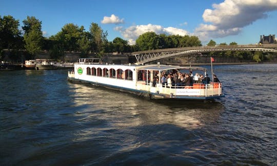 La Guêpe Buissonniere :  Canal and Seine River Boat Charter in Paris, France