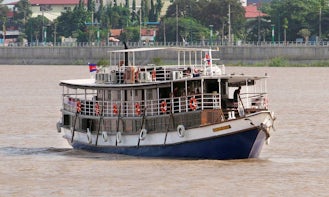 Mekong Boat Tour in Phnom Penh