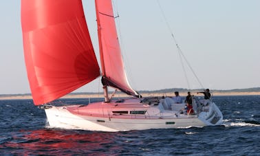 Jeanneau SO39i Cruising Monohull Charter for 6 Peopl in Göcek, Turkey