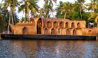 Kerala Houseboats For Rent in the Backwaters