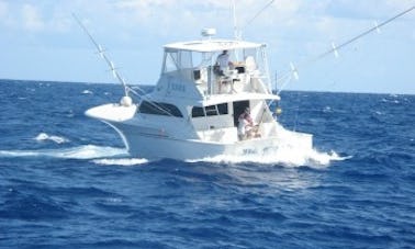 37ft "Wound Up" Duffy Sportfisherman Charter in Devonshire, Bermuda