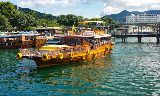 Boat PADI Diving Courses in Hong Kong