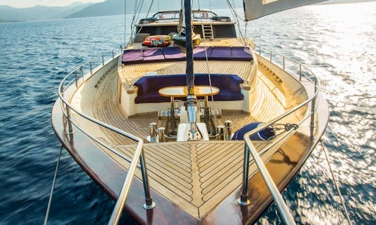 Charter 30 M Gulet In Greece