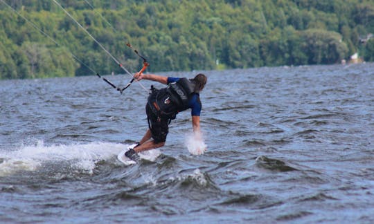 Kiteboarding Lessons at Lodge Resort in Ontario