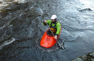 White Water Kayak Lessons In Aviemore