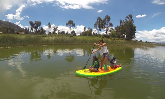 Excursions en stand up paddleboard dans la lagune de Piuray