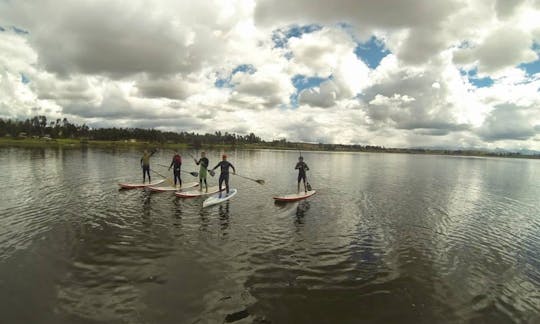 Excursions en stand up paddleboard dans la lagune de Piuray