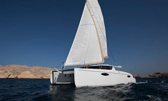 Catamarán a vela