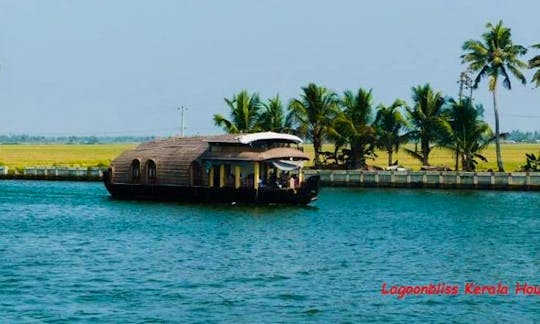 Two Bedroom Houseboat in Kumarakom