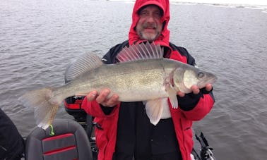 Viagens de pesca de robalo em Brainerd, Minnesota