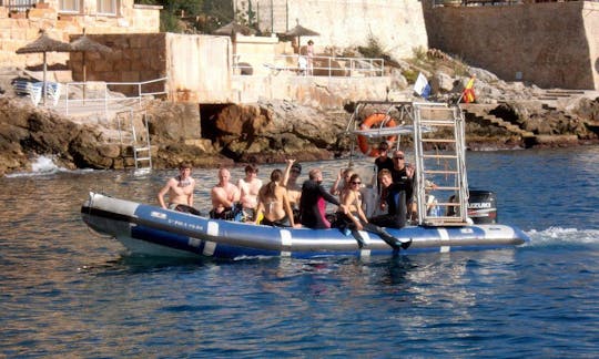 Prueba el buceo en Illetes, España