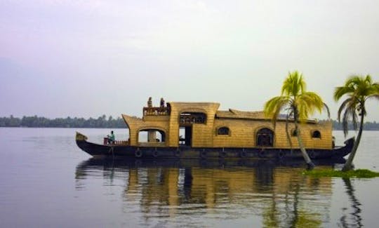 Experience Cruising the Kerala Backwaters aboard 1-Bedroom Houseboat in Alappuzha