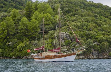 Laila Deniz in Turkey