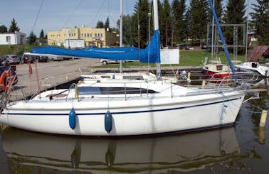 ''Sasanka 660'' Sailing Monohull Charter in Giżycko