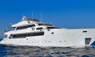 M/Y Hurricane Liveaboard In Red Sea
