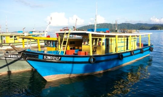 7 Star Fishing Boat in Kota Kinabalu - Overnight Excursion
