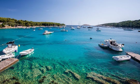 Cueva Azul y safari de 5 islas desde Split