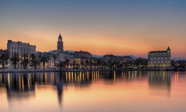 Crucero panorámico al atardecer en Split