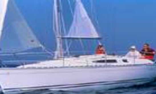29' Sun Odyssey 29.2 Dl Sloop Rental In La Foret-fouesnant, France