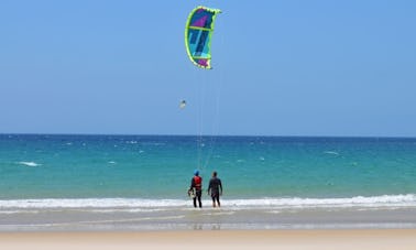 スペイン、タリファでのカイトサーフィンコースとレッスン