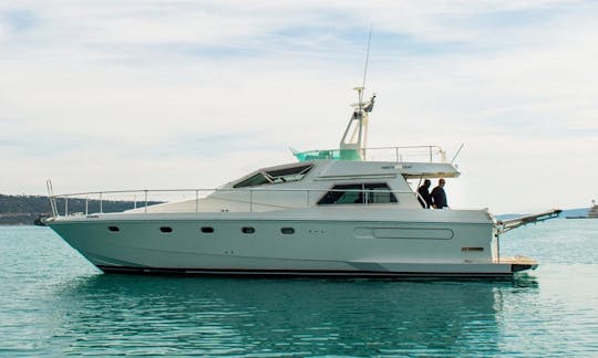 'Yellow' Ferreti Altura 50F Yacht Charter in Chania