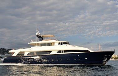 109' Motor Yacht Charter in Monaco