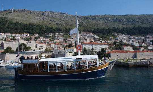 Barco de pasajeros Vedrana, alquiler/excursiones en Dubrovnik