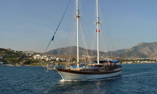 98' Sailing Ketch in  Muğla, Turkey