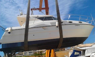 Rent the Azimut 33 Motor Boat In Isola di Capo Rizzuto