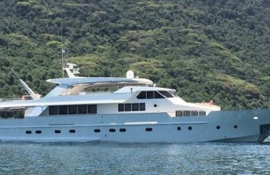 Power Mega Yacht rental in Rio de Janeiro