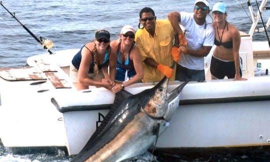 Sportfishing Adventure on 35' Sportfishing Charter in Panama
